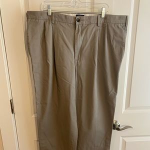 Lands End Traditional Fit Men’s Dress Pants Size 42